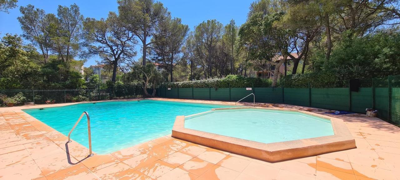 Appartamento Le Calypso Saint Aygulf Esterno foto